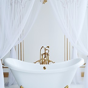 Bath Curtain